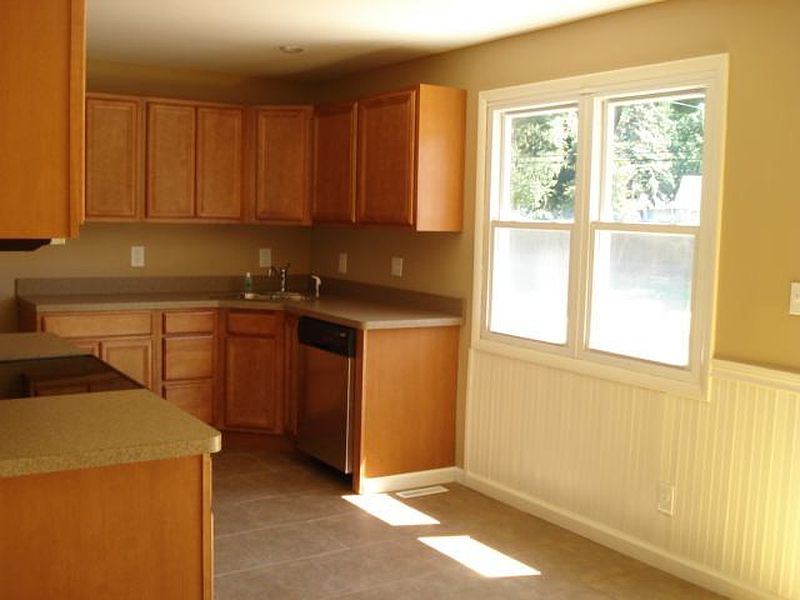 3rd image of 15 PINE KNOB Drive