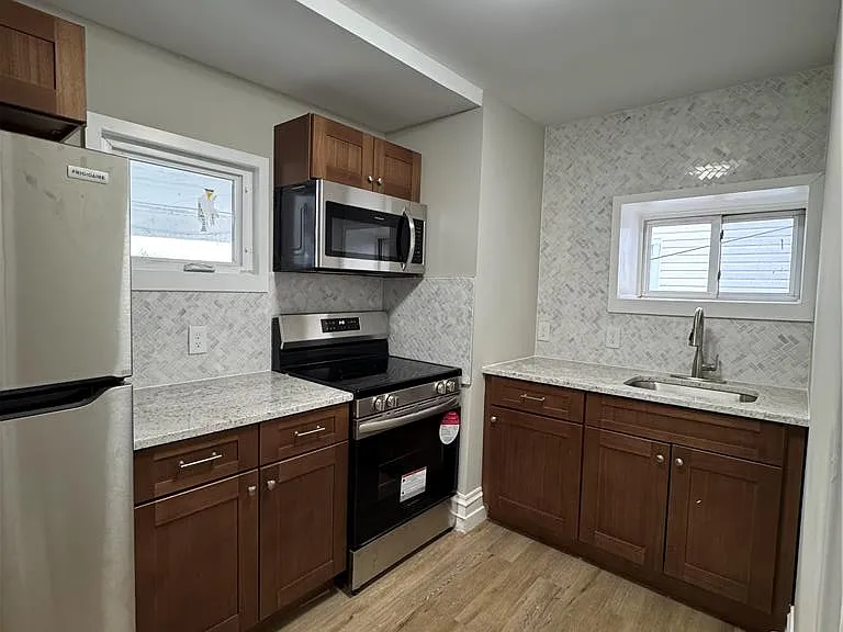 312 N 6th St #3A — Photo 5
