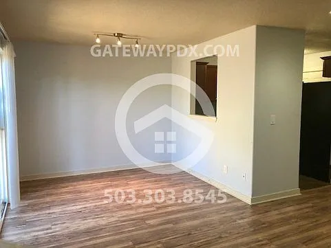 267 N Aspen St — Photo 4