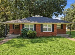 1001 Cowan St, Paris, TN 38242