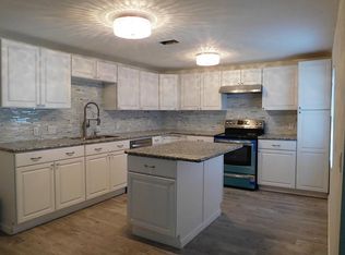 7923 Thompson Rd, Highlands, TX 77562