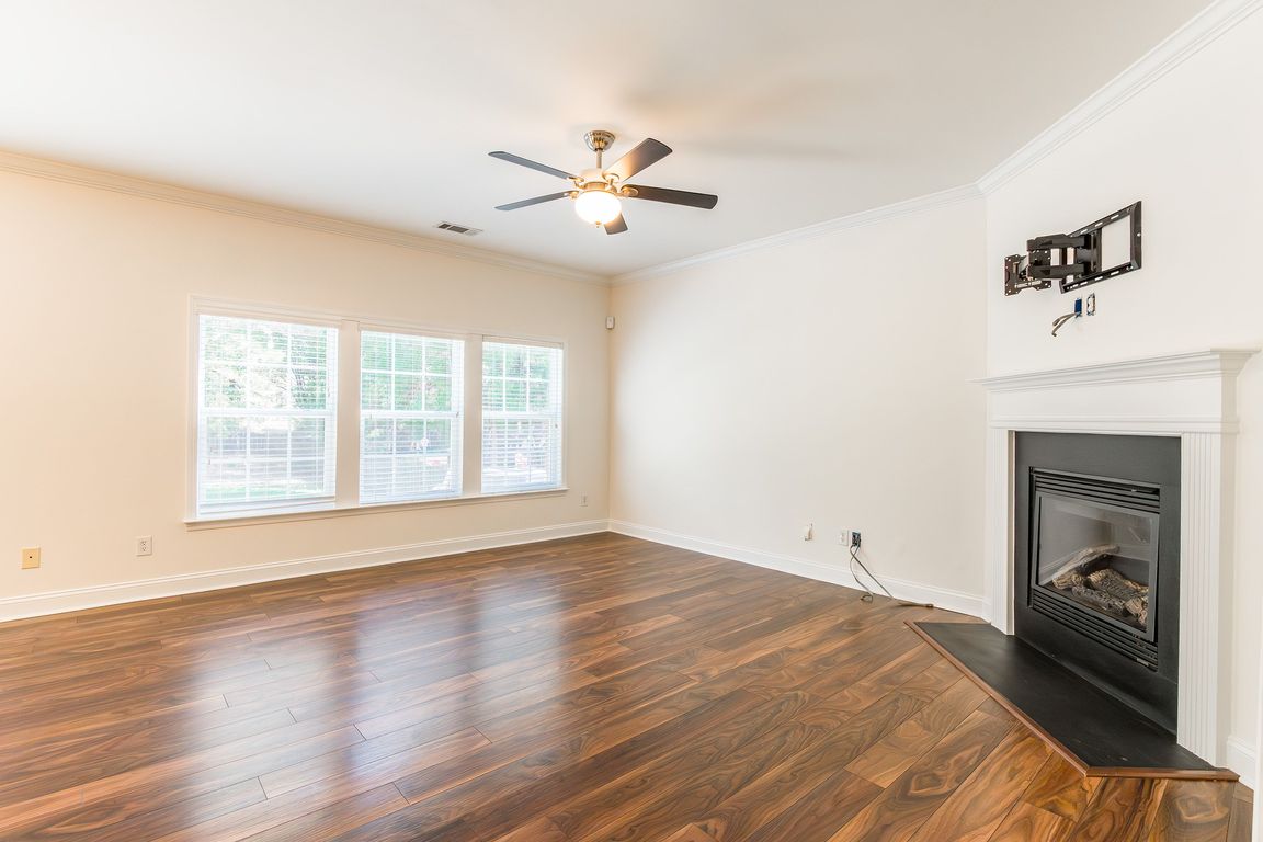 next background image