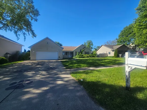 849 Cambridge Ct, Wilmington, IL 60481