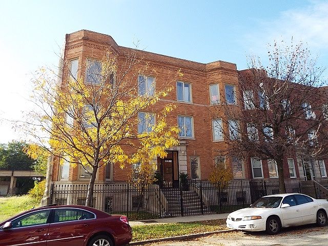 1st image of 4626 S Calumet Ave #106