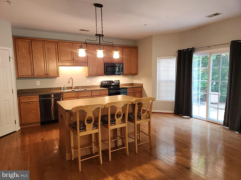 23431 Dahlia Cir — Photo 8