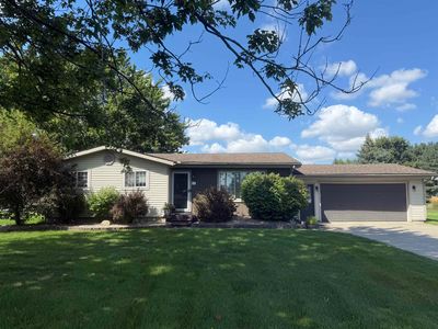 4484 S Belsay Rd, Grand Blanc, MI, 48439