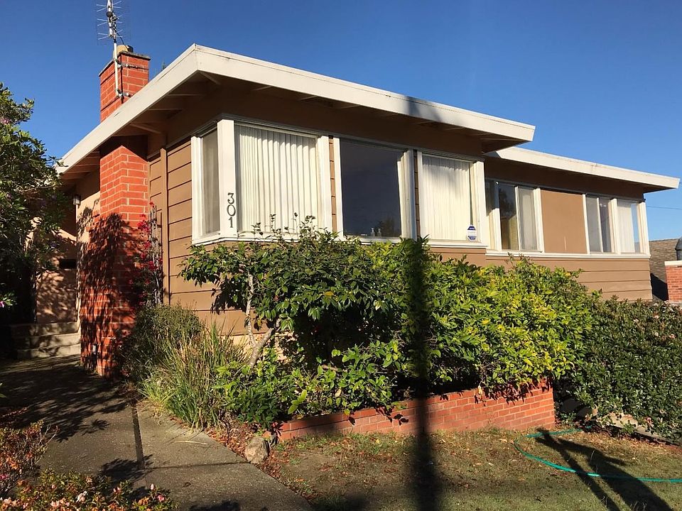 1st image of 301 Lowell Ave