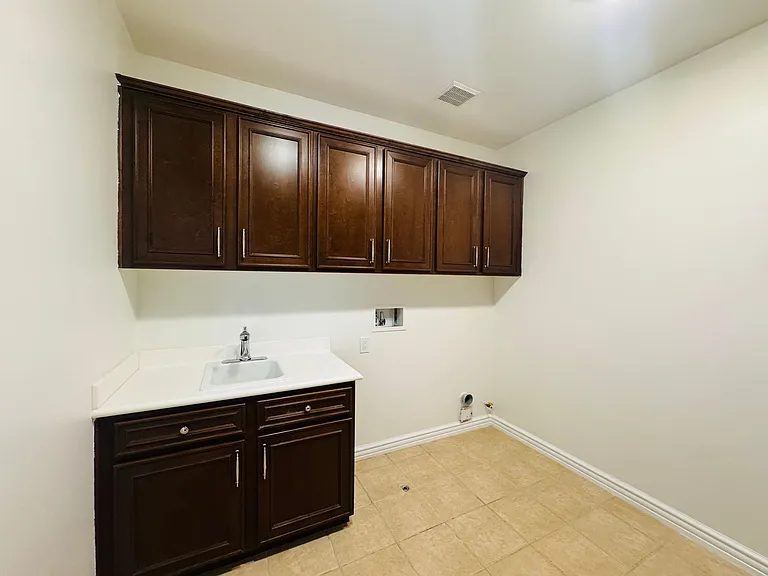 3273 Canopy Dr — Photo 27