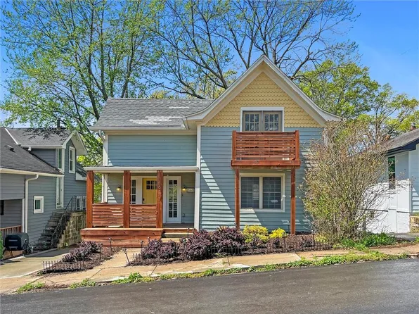 4620 Bell St, Kansas City, MO 64112