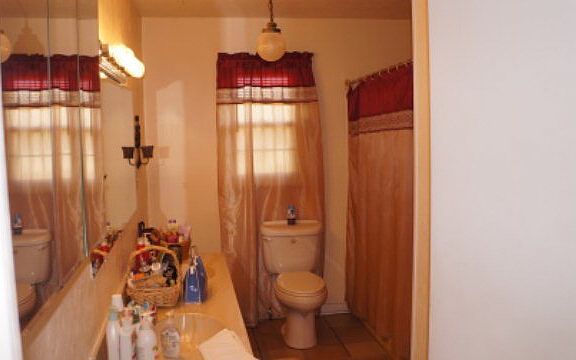 5th image of 1048 Panorama Dr