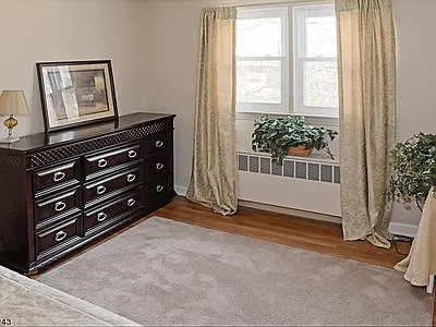 30 Laurelwood Dr — Photo 13