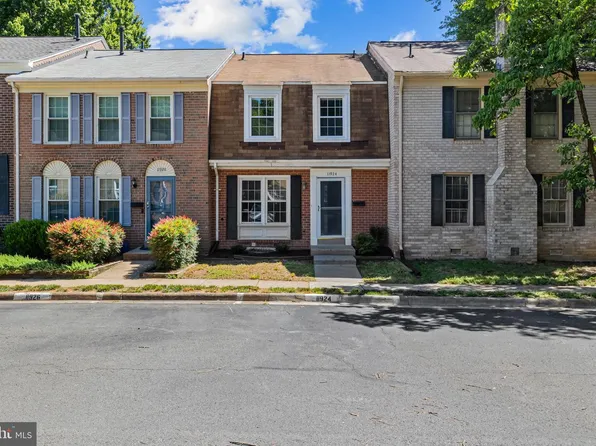 11924 Travistock Ct, Reston, VA 20191