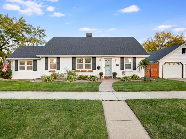 105 Ellendale St, Hobart, IN 46342