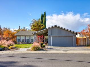 119 Mulholand Dr, Ripon, CA 95366