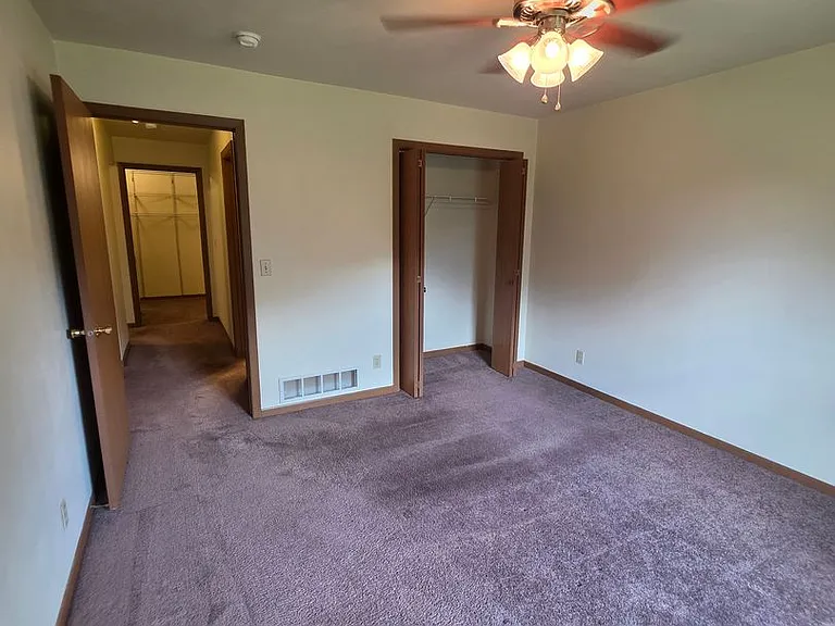 6315 Garrett Ln — Photo 32