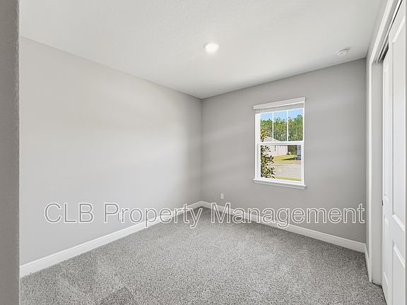 4th image of 1212 Pampus Dr