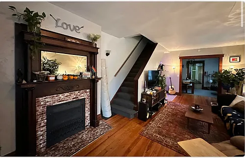 712-714 W Lovell St #712 Photo 1