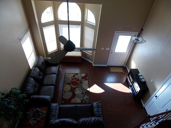 Formal Living Room/Dining Room