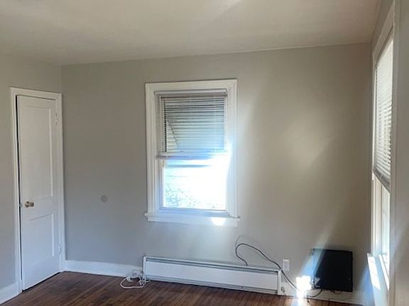 5th image of 1425 Willis St