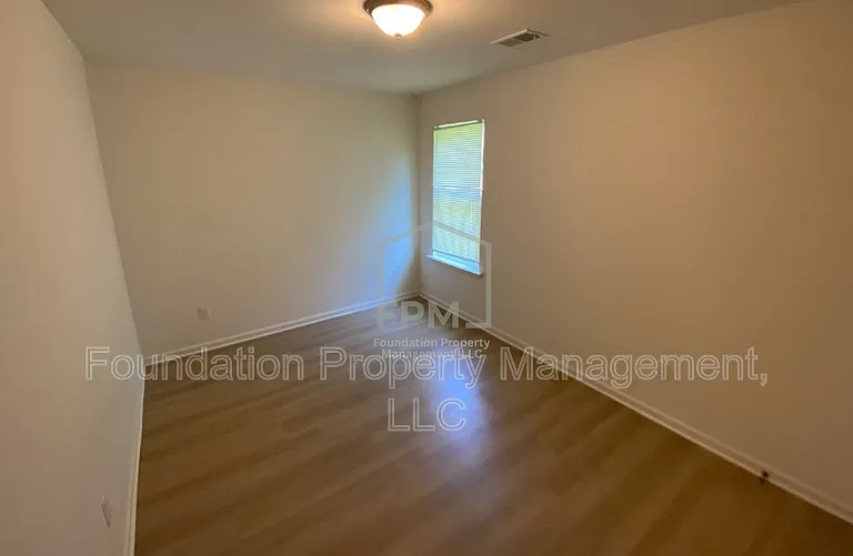 3966 Battlefield Dr — Photo 18