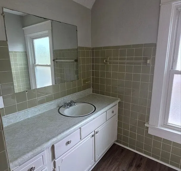 2508 Mersington Ave — Photo 13