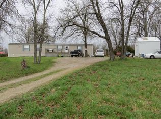 9821 Lawrence St, Marionville, MO 65705