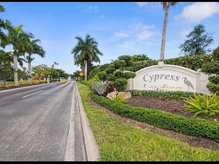 10097 Poppy Hill Dr — Photo 11