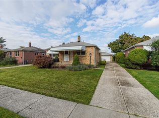 60 Delmar Ave, Cheektowaga, NY 14225
