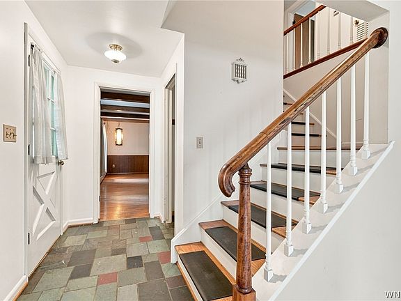 4th image of 4620 Boncrest Dr W