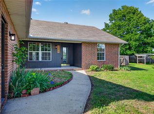 280 Wilson Dr, Gentry, AR 72734