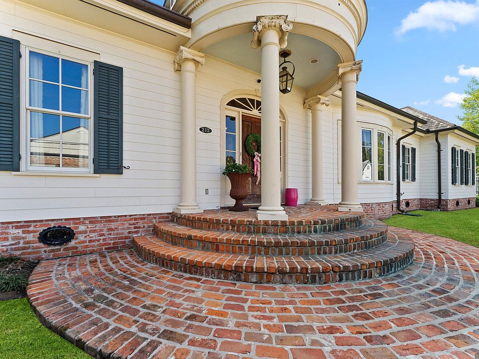 212 Iberville St, Donaldsonville, LA 70346 | Zillow