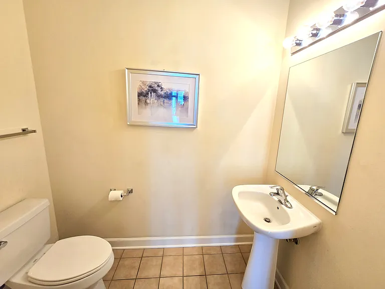 1600 S Prairie Ave #1806 — Photo 7
