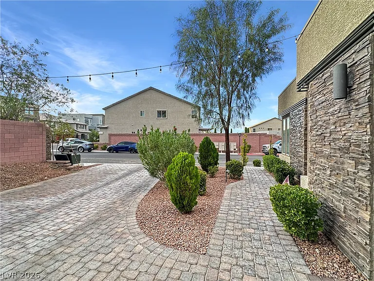 6305 Carmel Creek Ave — Photo 19