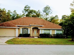 22 Grass St, Homosassa, FL 34446