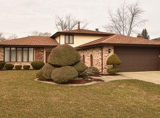 12144 W Meadowland Dr, Homer Glen, IL 60491