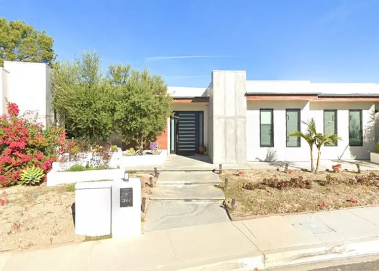 3064 Elvill Dr — Photo 2