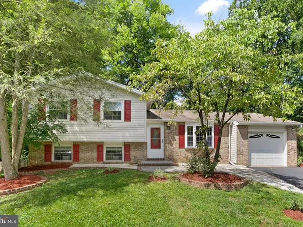 3056 Railroad Vine Ct, Fairfax, VA 22031