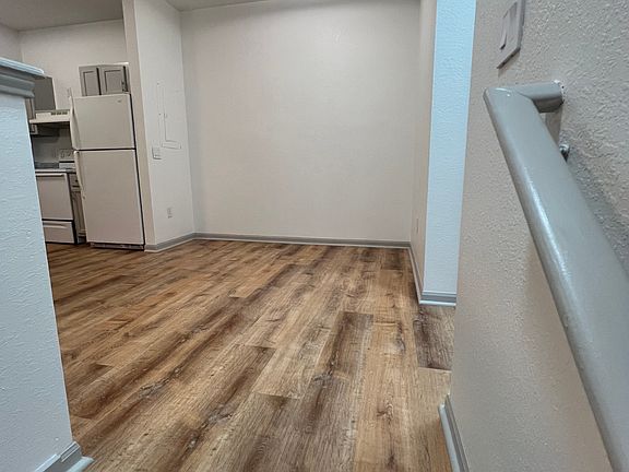 3rd image of 447 W Longleaf Dr APT 1501