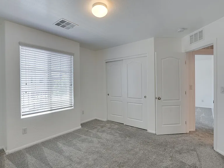 10768 Yarmouth Bay Ct — Photo 27