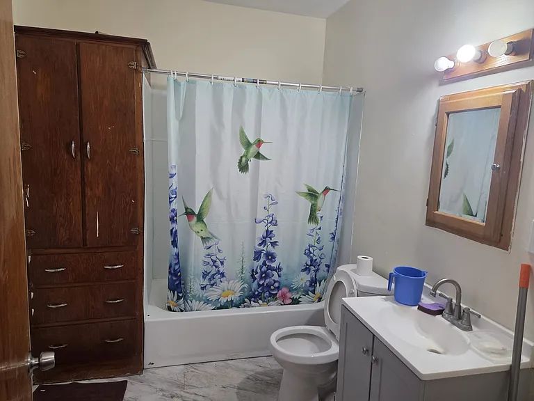 34 Rommel Ave #1R — Photo 10