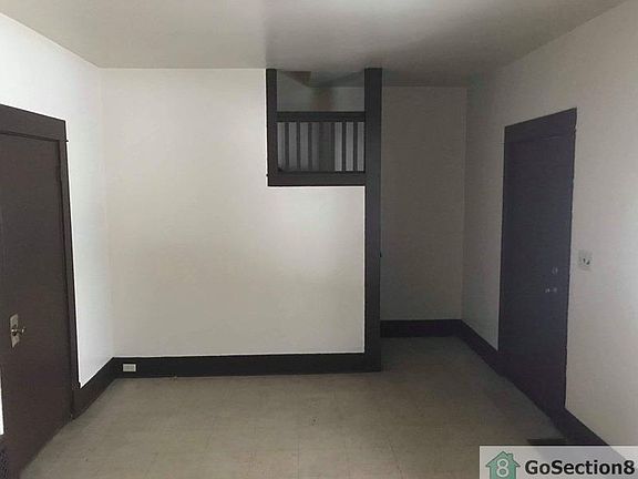 5th image of 1584 Florencedale Ave