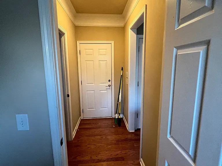 906 Idlewood Dr — Photo 15