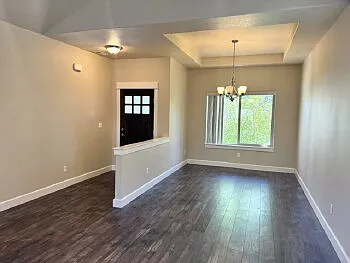 3 bed, 1543 sqft, $2,900 — Photo 2
