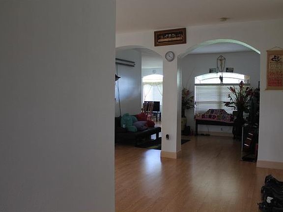 4th image of 4507 NW 165th St