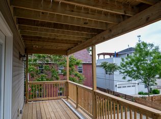 1277 W 67th St APT 3, Cleveland, OH 44102