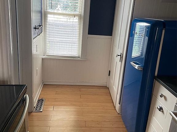 3rd image of 3501 E 27th Ave
