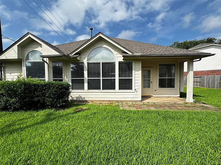 3002 Flintwood Dr — Photo 14
