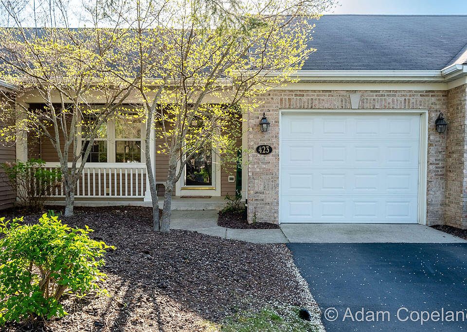 1st image of 423 Abbey Mill Dr SE