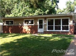 385 Larry Dr, Florissant, MO 63033