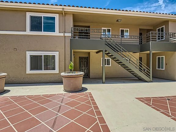 5th image of 7405 Charmant Dr #2229